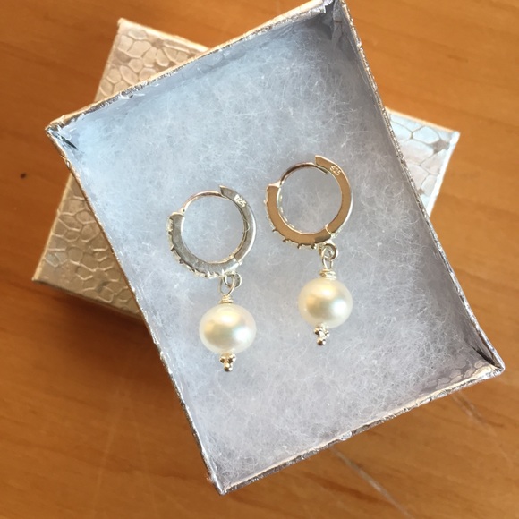 Dainty Pearl and Sterling Silver Earrings - Picture 3 of 5